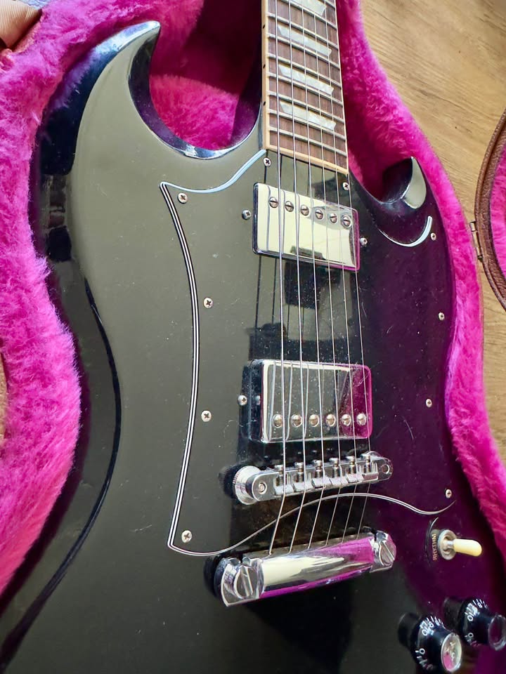 Gibson SG Standard